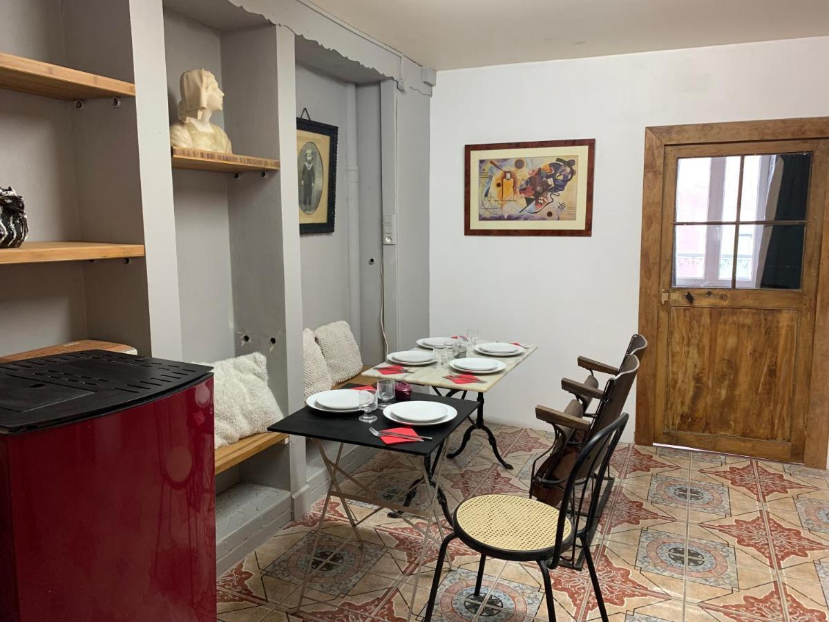 Bed and Breakfast Le Nid Perche Saint-Sauveur-en-Puisaye Exterior foto